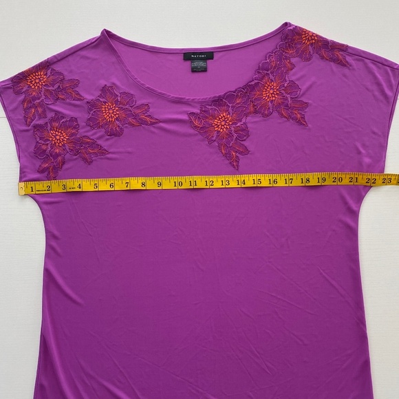 NATORI Short Sleeve 2 Piece Semi Sheer Floral Lace Detail Set Magenta Size M - Picture 11 of 15